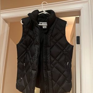 Columbia puffer vest